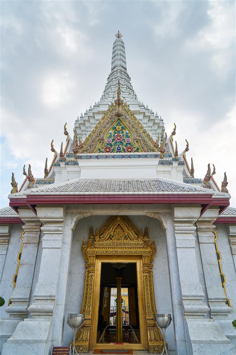 Traditional Temple Architecture and Sculpture Services